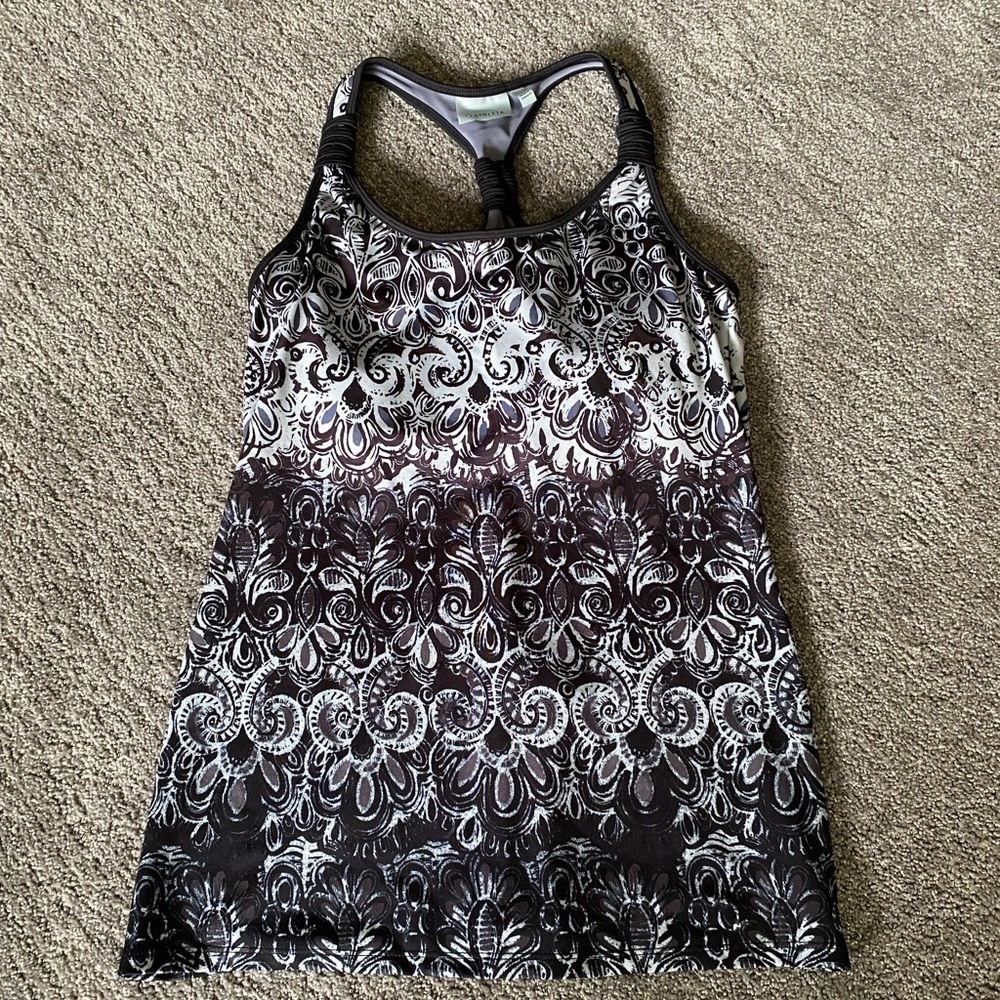 Athleta top with built in bra